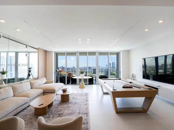 330 Sunny Isles Blvd, Sunny Isles Beach, FL