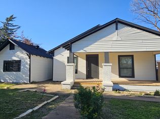 1001 E Ripy St, Fort Worth, TX 76110