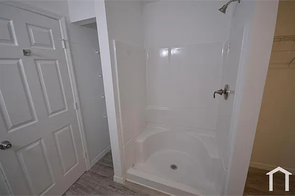 2225 Carver Ave — Photo 22
