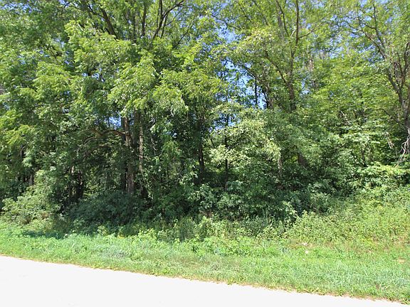 3rd image of 66AC Butternut Rd