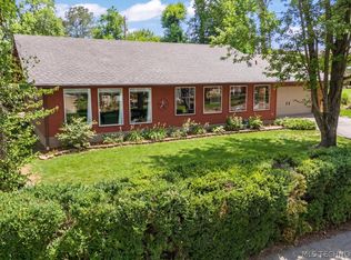 1106 Red Bud Dr, Grove, OK 74344