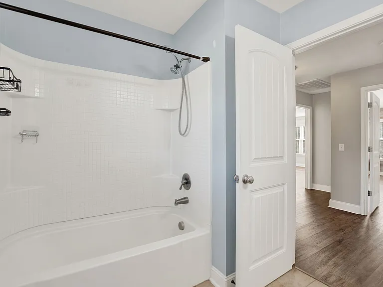 135 Bowridge Dr — Photo 25