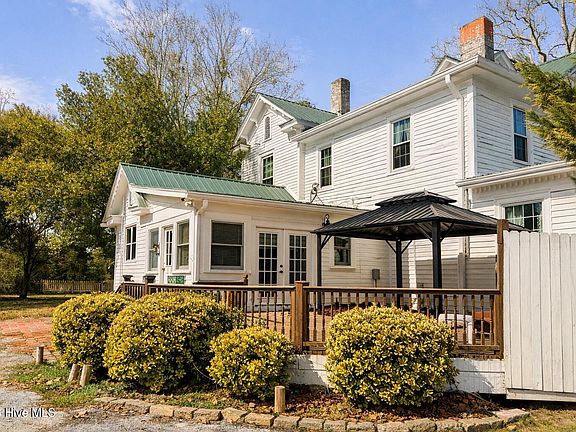 5th image of 4320 Main Street