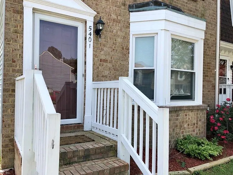 5401 Scholarship Dr — Photo 13