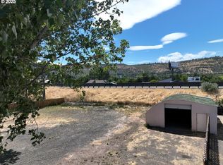 W 2nd St, The Dalles, OR 97058