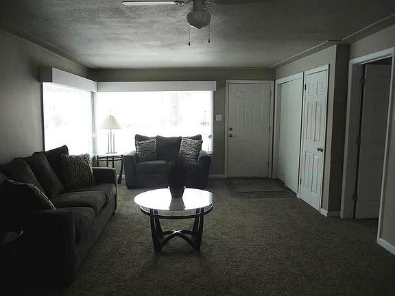 3rd image of 528 Broadwater Ave