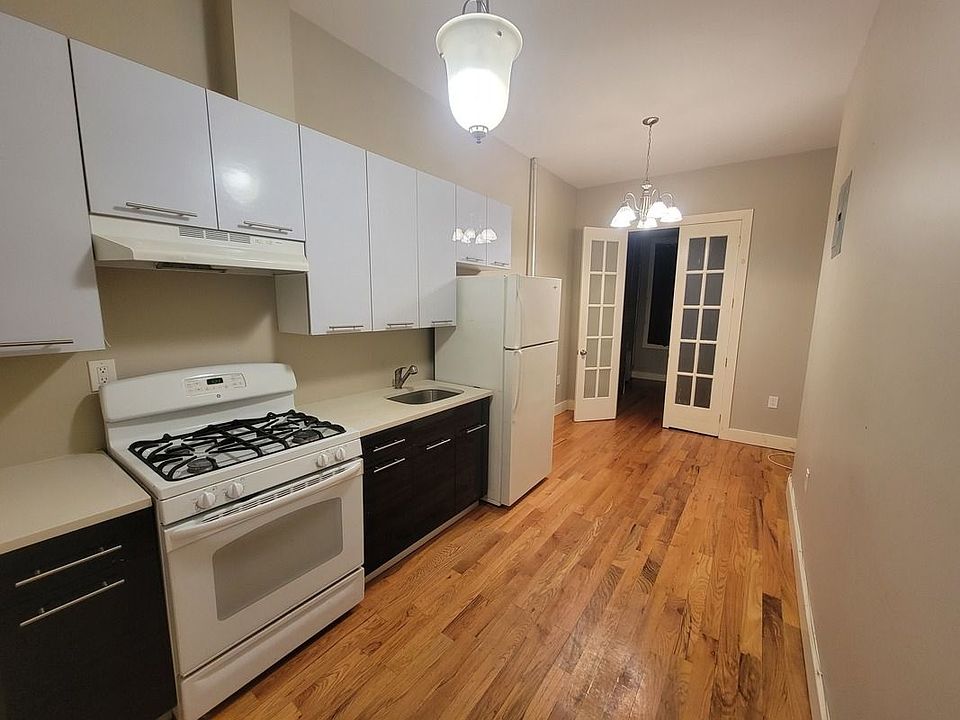 1st image of 189 Meserole St #1B