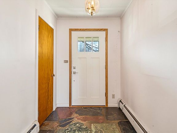 4th image of 155 Jackson Avenue