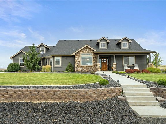 2nd image of 37970 Jane Ln E