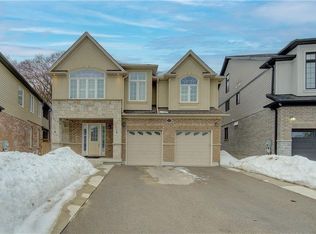 285 Sedgewood St, Kitchener, ON N2P 0J6