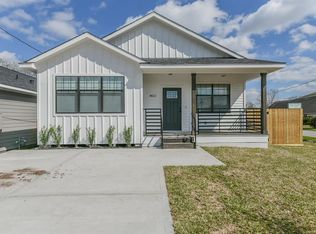 8621 Dosia St, Houston, TX 77051