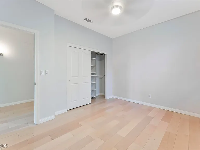 2267 Alanhurst Dr — Photo 19