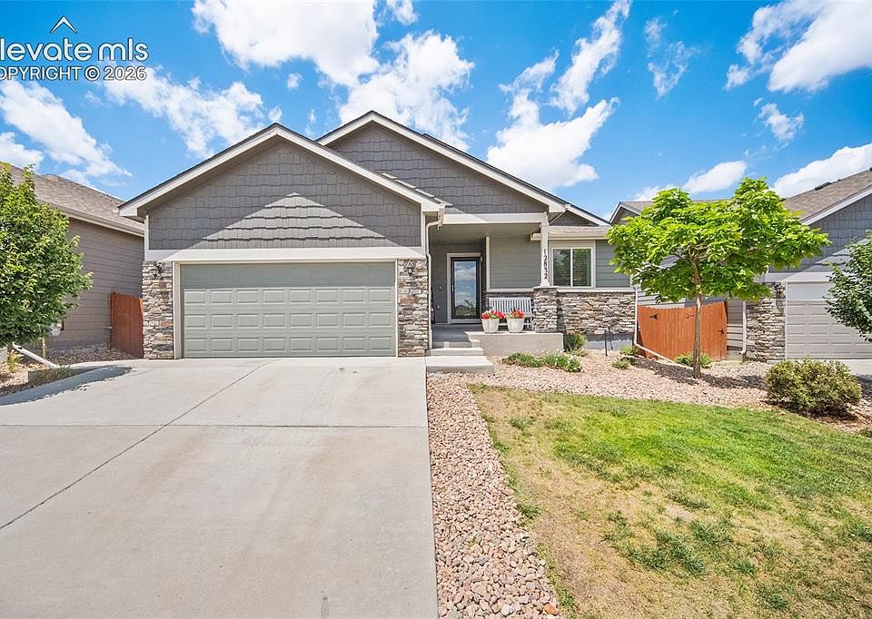 1st image of 12832 Scenic Walk Dr
