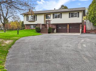 3032 Silver Lake Rd, Traverse City, MI 49684