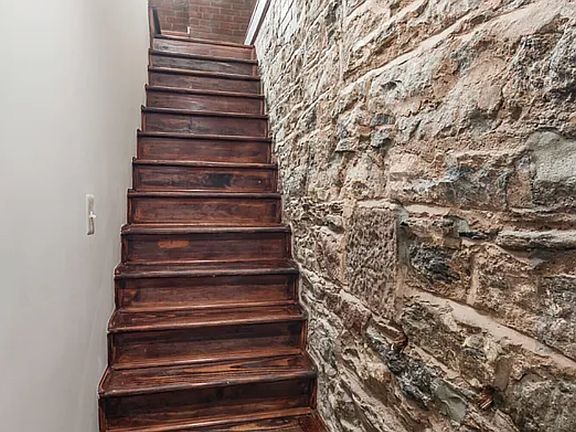 4th image of 53 Monroe St APT 1