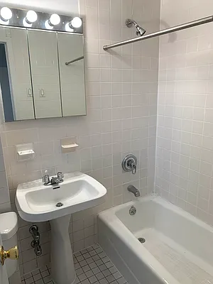 Rented by Mercer Real Estate | media 14