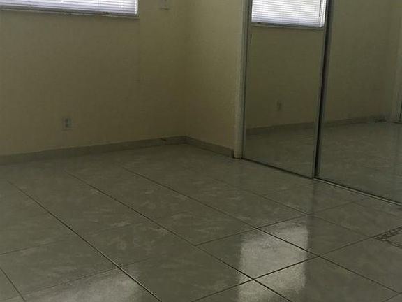 2nd image of 4010 NW 5th Ave