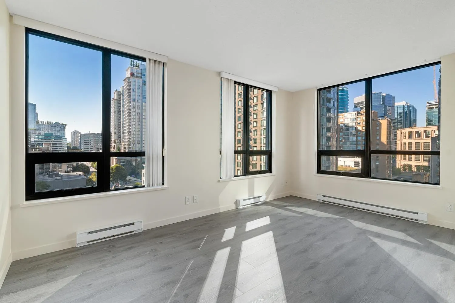 1 bed, 644 sqft, $2,700 — Photo 3