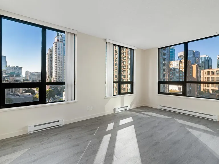 909 Mainland St #1409 — Photo 3