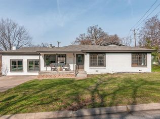 213 Oak Dr E, Hurst, TX 76053