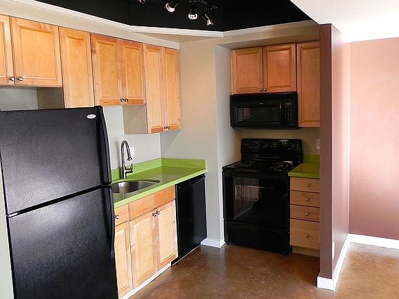3rd image of 4750 N Central Ave Unit 2F