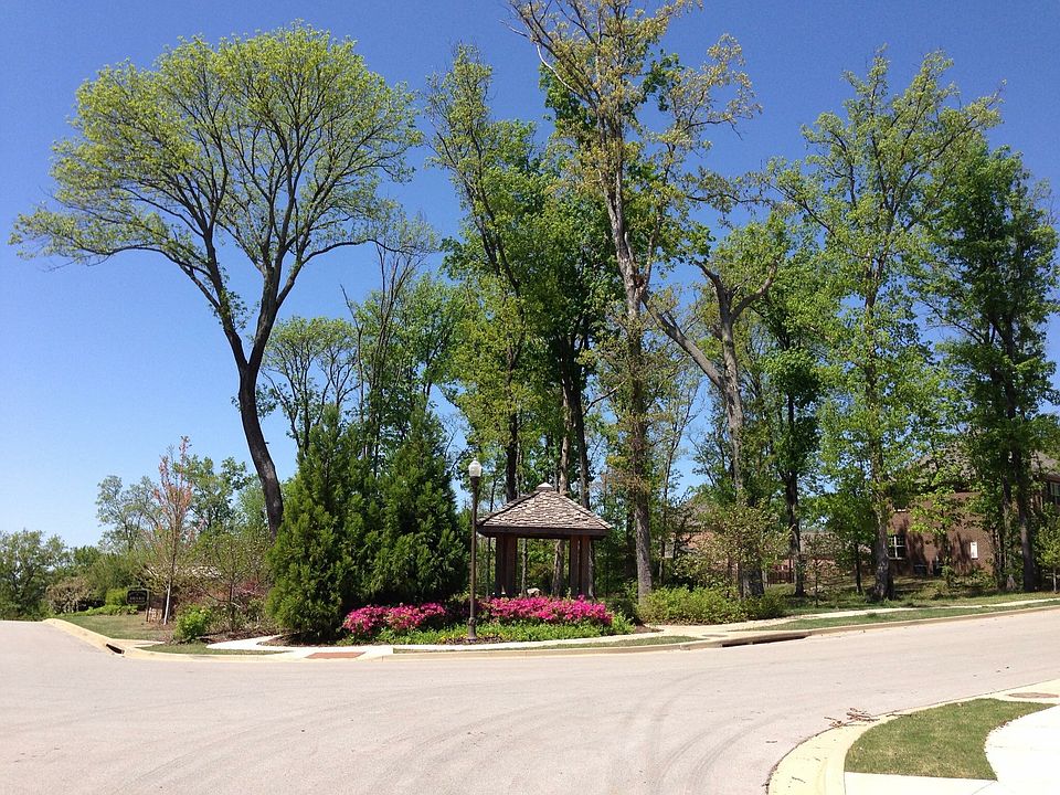 1st image of 4001 Hawks Way NE