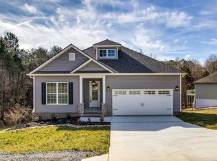 106 Amohi Way, Tellico Plns, TN 37774