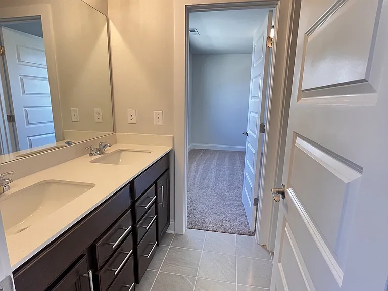 1163 Carlisle Pl — Photo 20