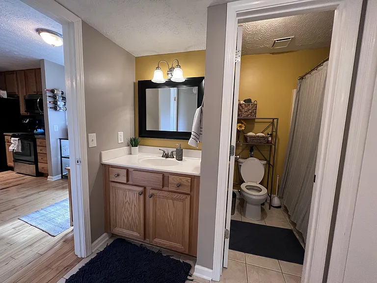 310 Rachels Ct E — Photo 5