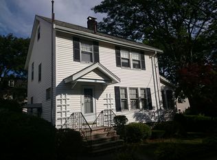 10 Rickerhill Rd, West Roxbury, MA 02132