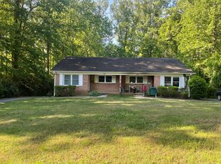 519 E J St, Newton, NC 28658