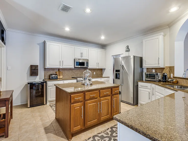 1204 Thimbleberry Dr — Photo 6
