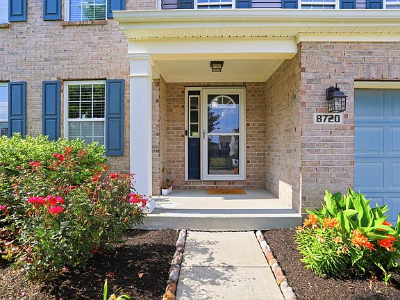 4th image of 8720 New Heritage Dr