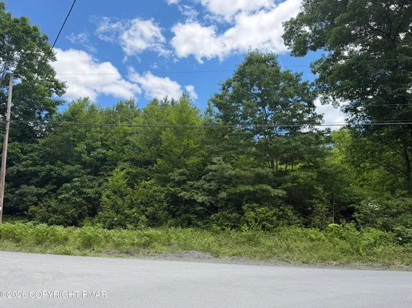 B27 W Clarke South Ln, Jim Thorpe, PA 18229