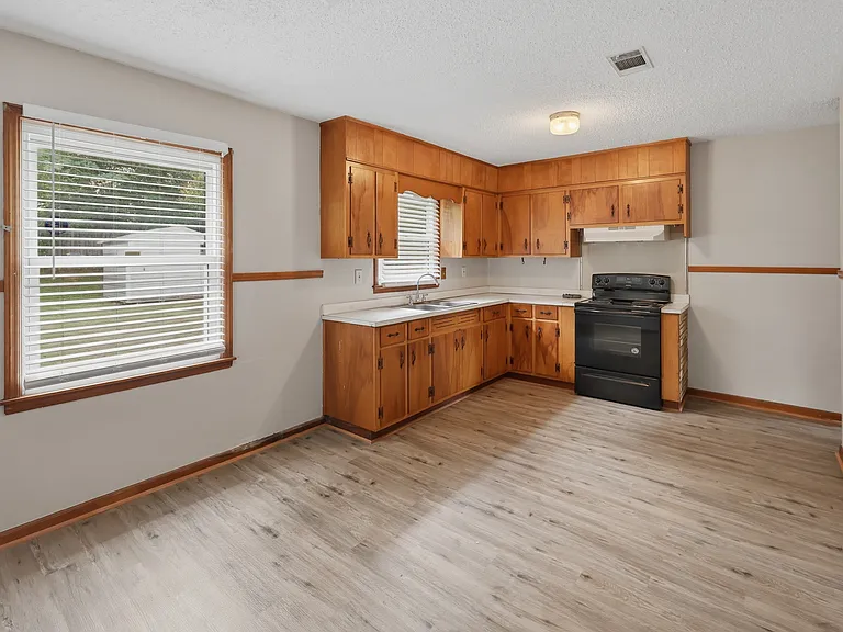 4442 Millvale Dr SW — Photo 12