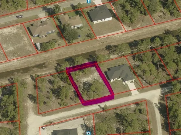 2812 Helen Pl, Lehigh Acres, FL 33971