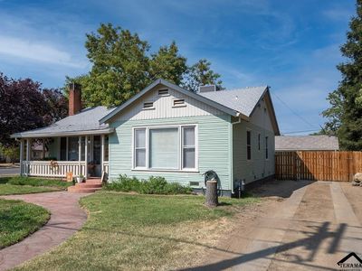 1320 South St, Corning, CA, 96021