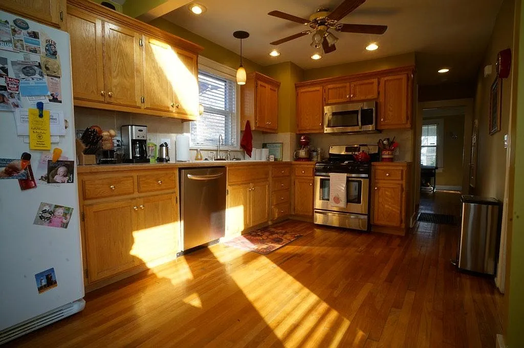 Kitchen (1) - 7442 Jefferson St