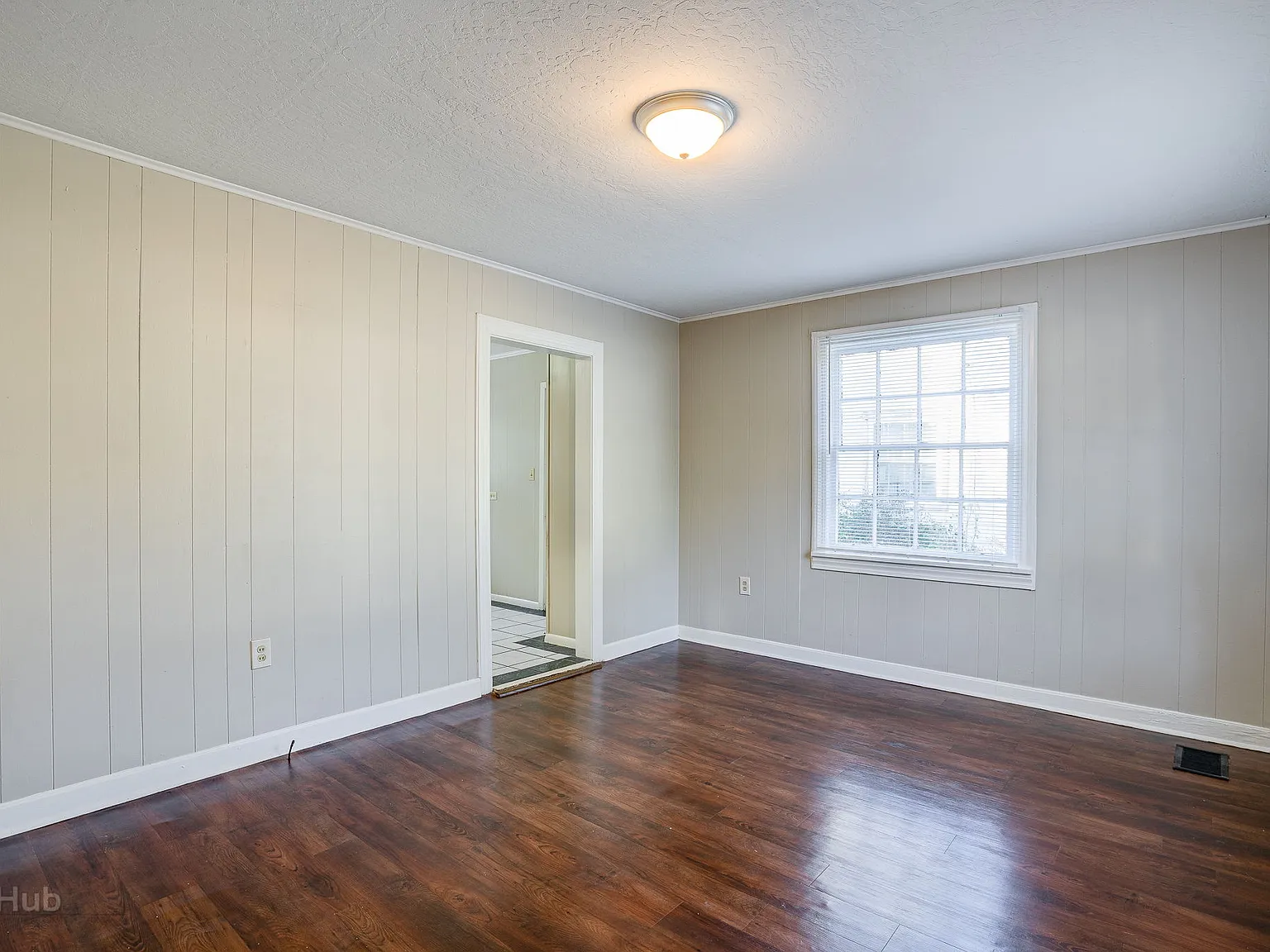 2 bed, 768 sqft, $925 — Photo 4