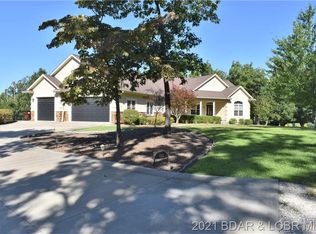 323 Highway D, Kaiser, MO 65047