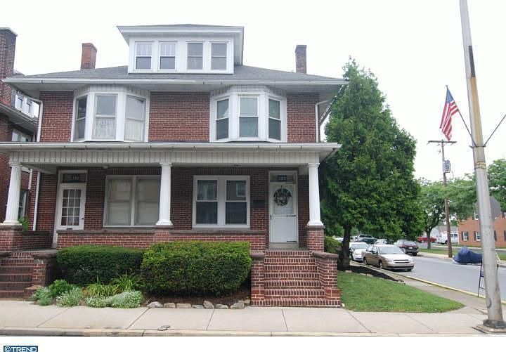 1st image of 123 E Main St