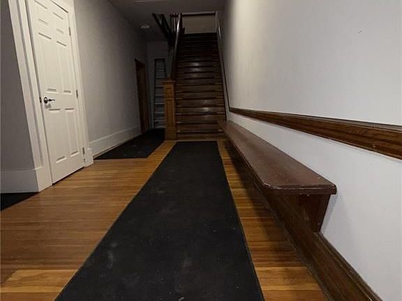 3rd image of 323 Kellys Way #D
