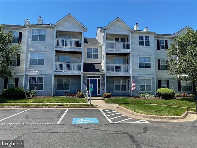 1st image of 8054 Lisle Dr