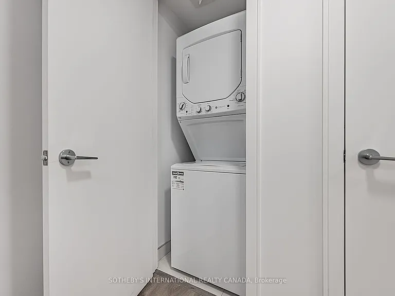 1 Jarvis St #316 — Photo 30