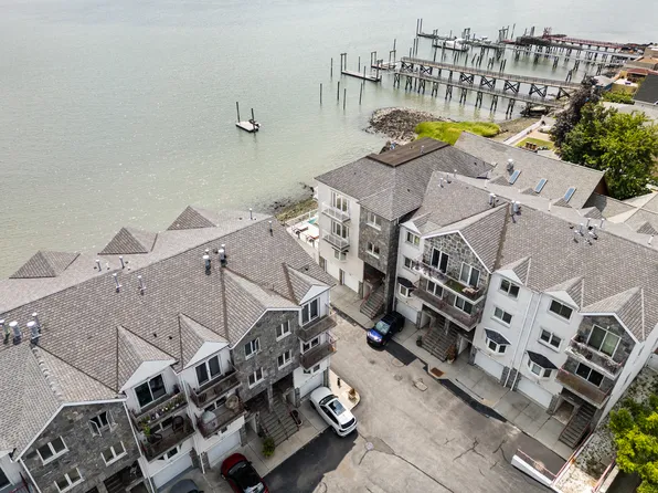 4 Angelas Place image 62 of 63