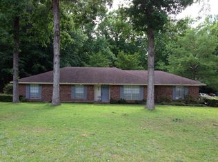 2105 Winchester Dr, Ruston, LA 71270
