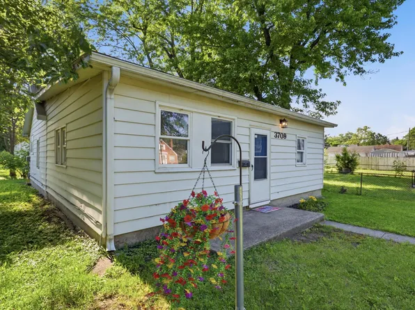 3709 S Park Dr, Fort Wayne, IN 46806