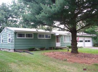 5322 Peach St NE, Louisville, OH 44641