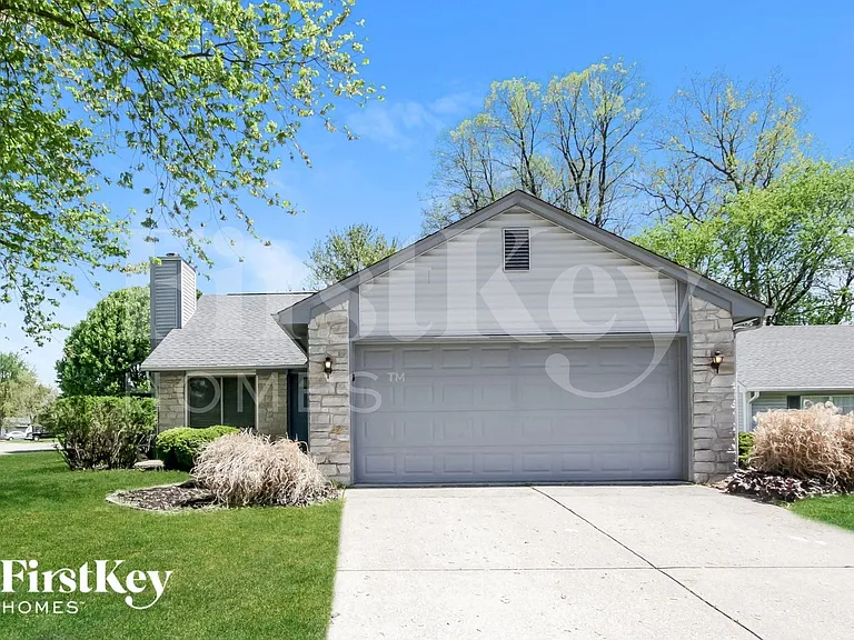 6919 Bannock Ct — Photo 1