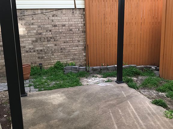 2nd image of 2908 Canis Cir
